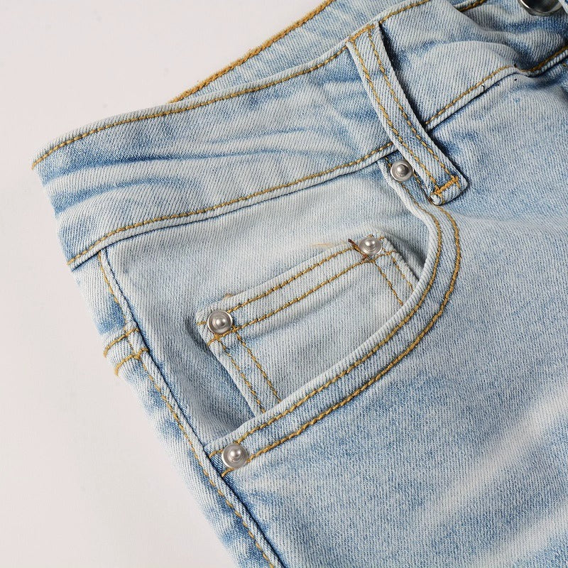 Light Colored Hot Diamond Patch With Holes In Elastic Tight Jeans For Men